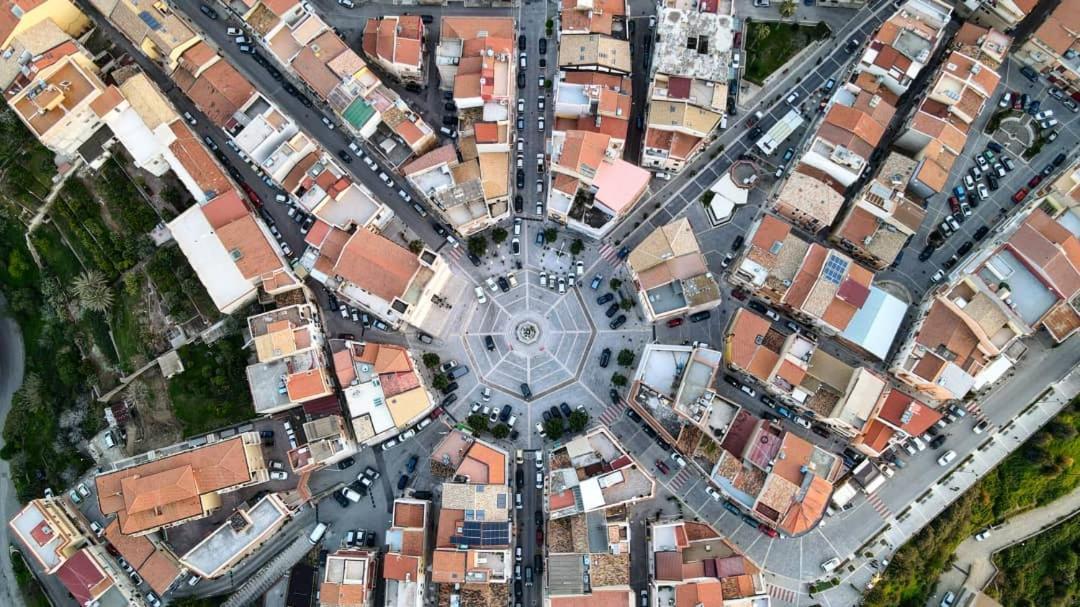 L'Angolo Di Rosa Campofelice Di Roccella Exterior foto