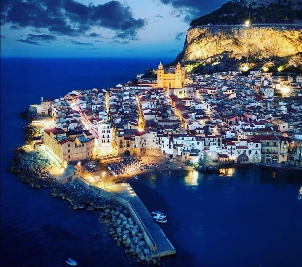 L'Angolo Di Rosa Campofelice Di Roccella Exterior foto
